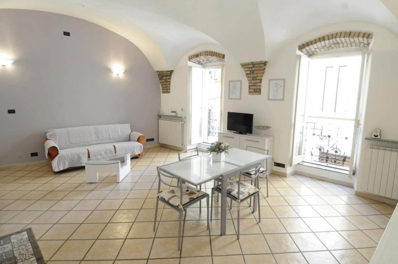 St. George Apartment Lovere Exteriör bild