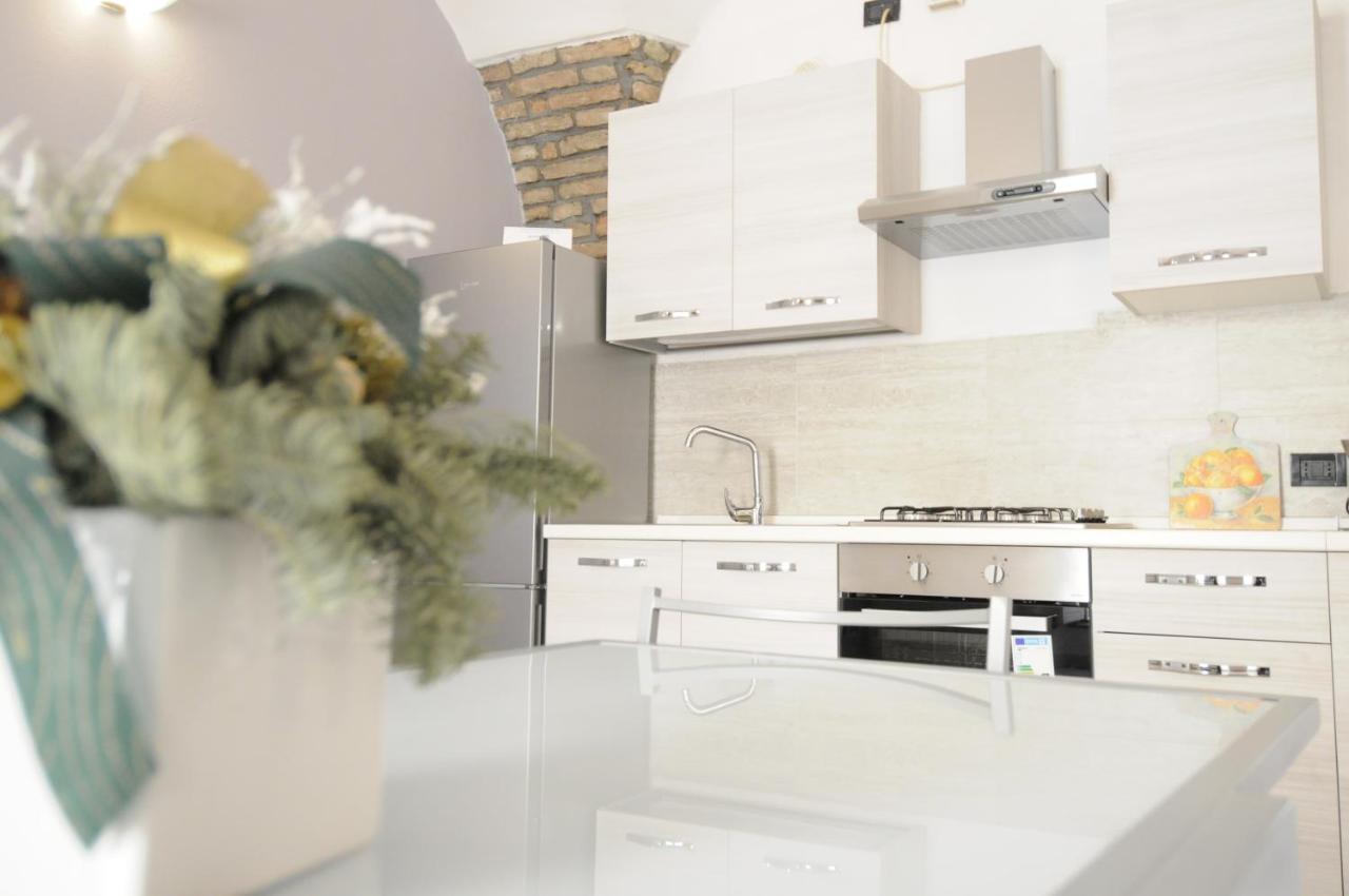 St. George Apartment Lovere Exteriör bild